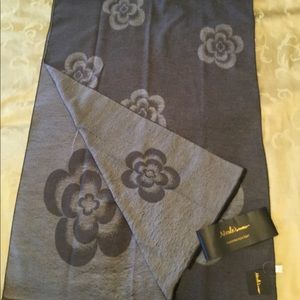 Nicole’s Boutique Scarf